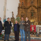 Antonio Pardo junto con responsables del Obispado en la visita de las obras de Tardajos. / DIPUTACIÓN-