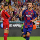 Rakitik celebra su gol ante el Nápoles, en Miami.-