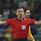 El árbitro Mirolad Mazic, que pitará la final de la Champions.-ARMANDO FRANCA / AP