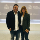 El profesor soriano Fernando Boillos junto a la ministra de Educación, Pilar Alegría. HDS