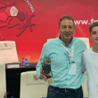 César Palacios, a la derecha de la imagen, junto a Antonio Alfageme. FCYLF