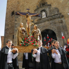 Los Felipecuartos de Ágreda (Soria) durante la procesión de Las Siete Palabras. MARIO TEJEDOR
