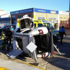 Herida una mujer de 47 años en la colisión entre dos turismos en el polígono de las Hervencias de Ávila.-- ICAL