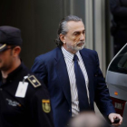 Francisco Correa, presunto cabecilla de la trama Gürtel, llega a la Audiencia Nacional.-DAVID CASTRO