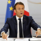 El presidente francés, Emmanuel Macron, durante la rueda de prensa que ha ofrecido en el Elíseo.-MICHEL EULER (AP)