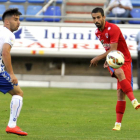 Isidoro jugaba el domingo ante el Tenerife su último partido con la camiseta rojilla del Numancia.-Diego Mayor