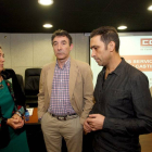 La consejera de Familia, Milagros Marcos, y el secretario regional de CCOO, Ángel Hernández, junto al secretarío de Acción Sindical, Vicente Andrés-Ical