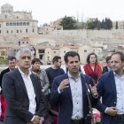 El secretario de Organización del PSOE, César Luena; y el candidato del PSCyL a la Presidencia de la Junta, Luis Tudanca, arropan al candidato socialista a la Alcaldía de Zamora, José Luis Gómez-Ical