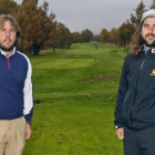 Los hermanos Berná, en el campo del Club de Golf Soria.-MARIO TEJEDOR