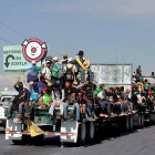 Miles de nicaragüenses formaron caravanas para cruzar México y poder ingresar a Estados Unidos.-EFE