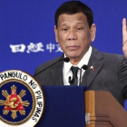 El presidente de Filipinas, Rodrigo Duterte, durante su discurso el pasado viernes en Tokio.-EUGENE HOSHIKO (AP)