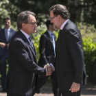 Mariano Rajoy y Artur Mas, en un acto en Barcelona en mayo del 2015.-JOAN CORTADELLAS