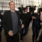 Varoufakis a su llegada al FMI.-Foto: MIKE THEILER / REUTERS
