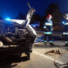 Estado en el que quedó el vehículo tras el choque-Bomberos Diputación