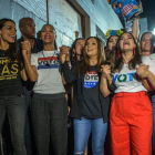 De izquierda a derecha  las actrices y activistas participan en el evento  Latinas en Marcha  a traves del cual se anima a las mujeres hispanas de Estados Unidos a que voten en las elecciones legislativas del 6 de noviembre.-GIORGIO VIERA (EFE)