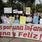 Protesta contra los abusos a los menores en Asunción, ayer.-Foto: EL PERIÓDICO