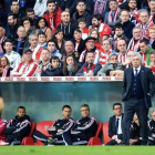Carlo Ancelotti, en el estadio de San Mamés, en la derrota del Madrid.-Foto: EFE / LUIS TEJIDO