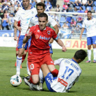 Los rojillos siguen a cuatro puntos del descenso tras ceder ante el Tenerife. / ÁREA 11-