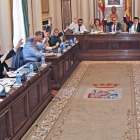 Corporación en el momento de la votación del pleno-LAT