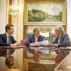 Los diputados de Ávila junto al ministro de Cultura.-E.M
