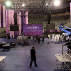 El pabellón de Vistalegre (Madrid) en pleno montaje, este viernes, para la segunda asamblea ciudadana de Podemos.-JUAN MANUEL PRATS