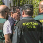 González ha salido de la Comandancia de la Guardia Civil de Tres Cantos.-EFE
