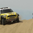 El Dakar 2016 ha echado a andar. La octava edición en tierras suramericanas comenzará en Lima el 3 de enero, atravesará Bolivia y terminará en Rosario el 16 de enero, según han desvelado los organizadores. Tras dos años de ausencia, el rali volverá a Perú-EFE
