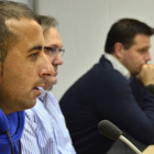 David González, Eduardo Rubio y César Palacios en la presentación del jugador con el Numancia. / A. Martínez-