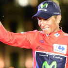 Quintana celebra su triunfo en la Vuelta a España-2016.-AFP / JOSE JORDAN