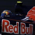 Carlos Sainz, durante la primera sesion de entrenamientos libres del GP de España de Fórmula Uno.-