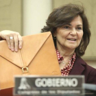 La vicepresidenta del Gobierno, Carmen Calvo, este martes en el Congreso.-DAVID CASTRO