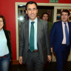 Maíllo junto a los responsables del PP ayer en Soria-A. M.