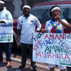 Un grupo de militantes de LUCHA se manifiesta en Goma.-EL PERIÓDICO