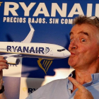 El presidente de la compañía Ryanair, Michael OLeary, al inicio de una rueda de prensa en Madrid.-DAVID CASTRO