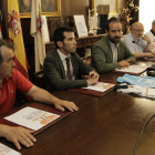 Los participantes en la presentación del XXXIII Campeonato de España sub23, ayer, en el Ayuntamiento de Soria.-LUIS ÁNGEL TEJEDOR