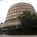 El edificio del Tribunal Constitucional, en Madrid.-EFE / BALLESTEROS