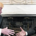 El presidente Obama recibe a su sucesor, Donald Trump, en la Casa Blanca-EFE / MICHAEL REYNOLDS