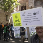 Protesta frente a la Audiencia de Barcelona contra el índice IRPH.-JOSEP GARCIA