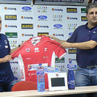 El entrenador del CMA, Álvaro Martín, y el gerente, Fernando García. / R.T.-