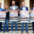 Rubén Andrés, Pilar Antolín, Ángel Hernández, Carmelo Antón y Tomás Mugarza ayer en el Ayuntamiento.-Álvaro Martínez