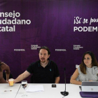 Pablo Iglesias preside el Consejo Ciudadano de Podemos, este sábado en Madrid, junto a Irene Montero e Ione Belarra.-EFE