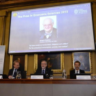 La Academia Sueca de las Ciencias ha anunciado que el Nobel de Economía de este año es el escocés Angus Deaton.-JONATHAN NACKSTRAND / AFP