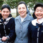 La religiosa soriana Menchu Vallejo con compañeras de la orden en Japón.-