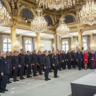 Macron habla a los bomberos en el Elíseo.-AP / CHRISTOPHE PETIT TESSON