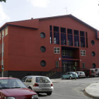 Antiguo colegio Infantes de Lara reconvertido en un Centro Cívico que abrirá sus puertas en primavera. / F.S.-