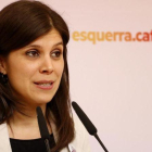 La portavoz de ERC, Marta Vilalta, en la rueda de prensa que ha dado este lunes en la sede del partido.-RAFA GARRIDO (ACN)
