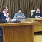 Barcones interviene en el Pleno del miércoles ante la mirada del alcalde. / JAVIER NICOLÁS-