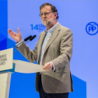 El presidente del Gobierno, Mariano Rajoy, en el congreso del PP de Valencia.-MIGUEL LORENZO