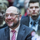 Schulz sonríe en un mitin electoral en Leipzig, el 27 de febrero.-GETTY IMAGES / JENS-ULRICH KOCH