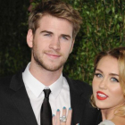 Una imagen de archivo de Miley Cyrus y su novio Liam Hemswort.-AP / EVAN AGOSTINI